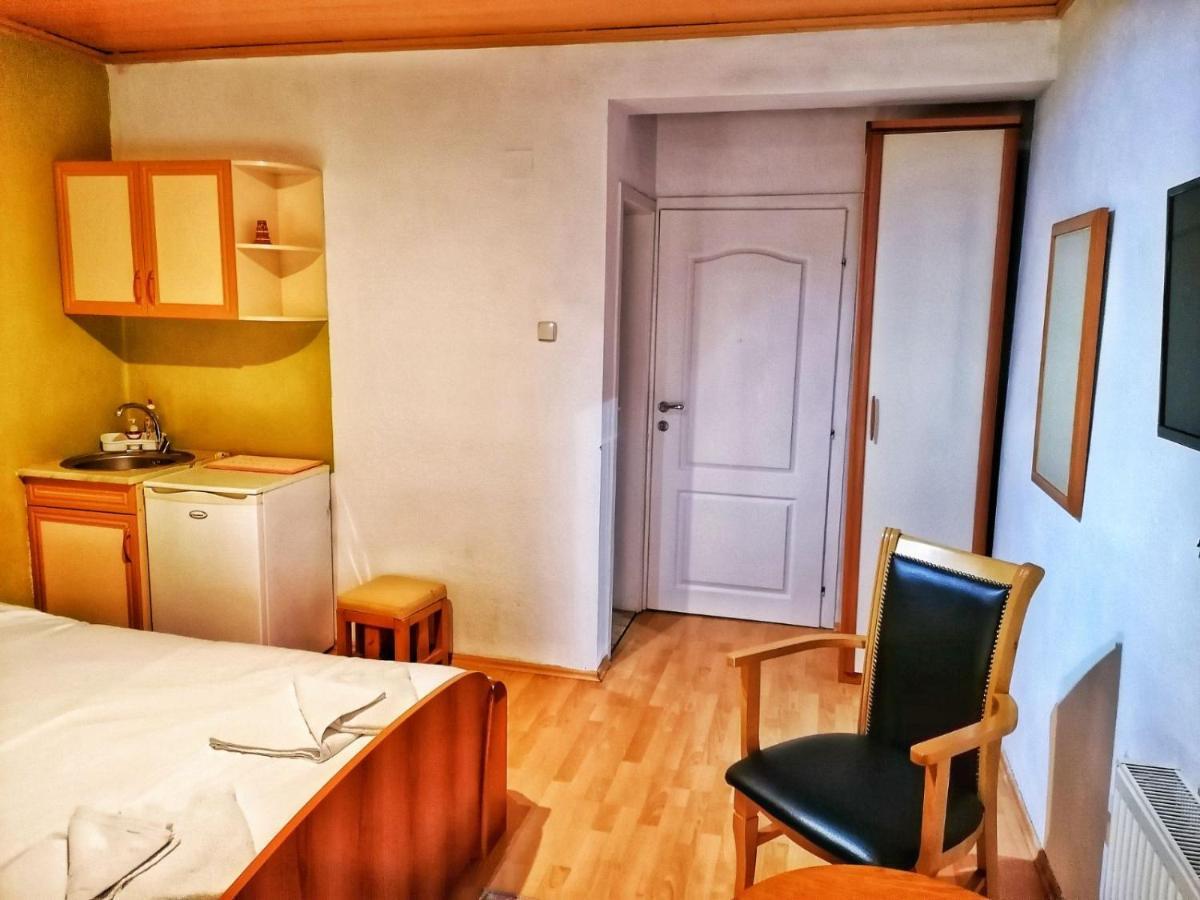 ***Vila Tose D. Kruševo المظهر الخارجي الصورة